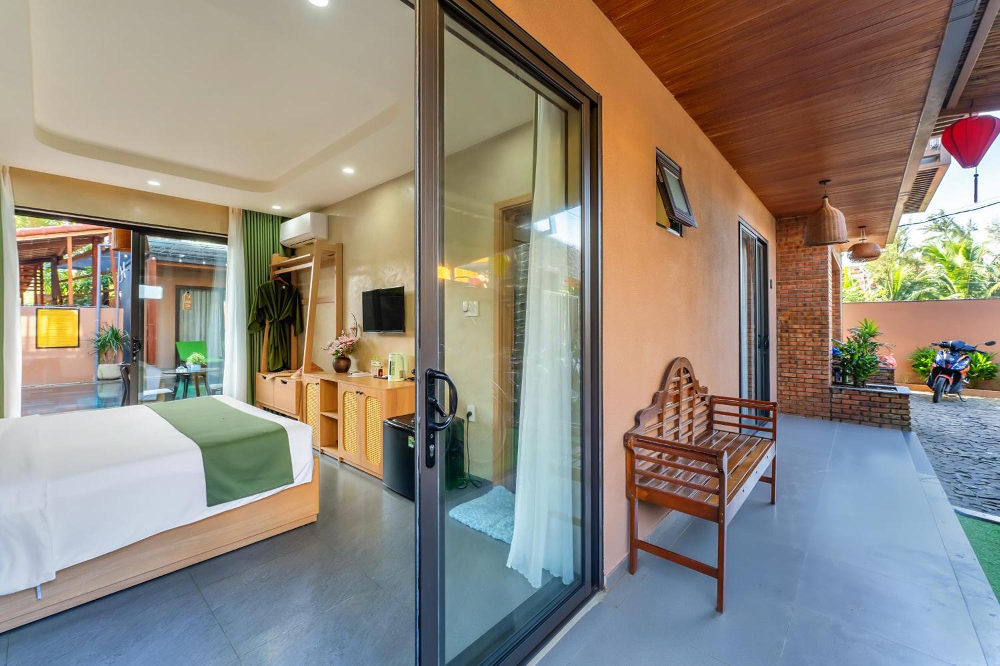 The Linh Seaside Villa Hội An Buitenkant foto